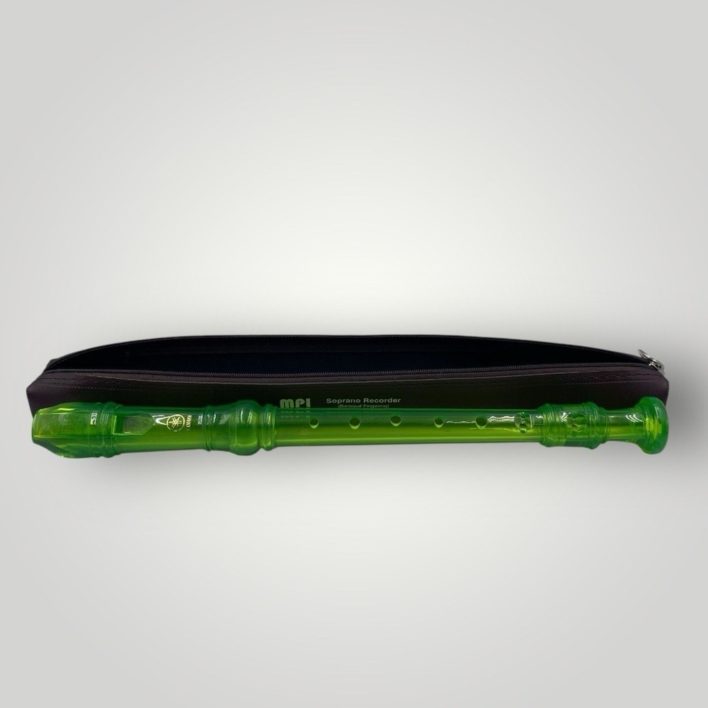 Yamaha YRS-20BG Soprano Recorder‎ W/ Case - Green